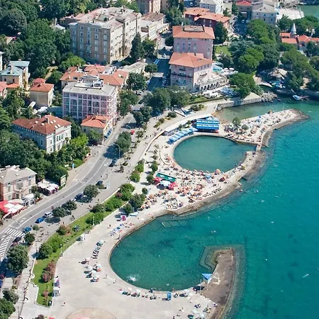 아파트 Anita Near Opatija With Private Parking