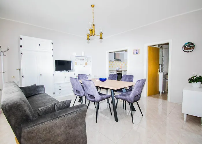 Apartmán Anita Near Opatija With Private Parking