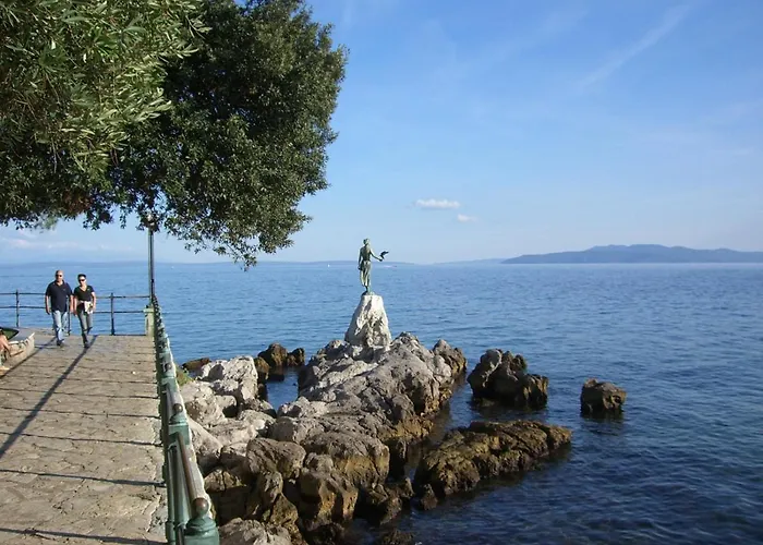 Anita Near Opatija With Private Parking Apartmán