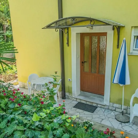 Anita Near Opatija With Private Parking Apartmán