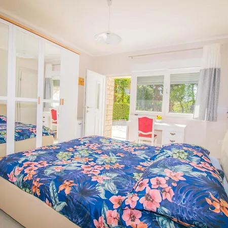 Anita Near Opatija With Private Parking Apartmán