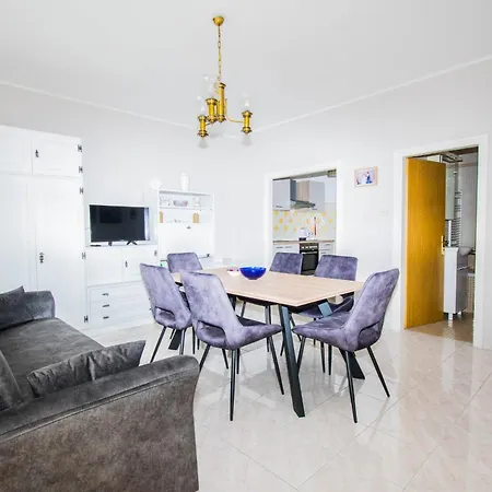 Apartmán Anita Near Opatija With Private Parking