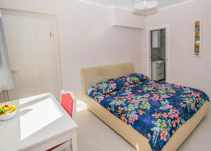 Anita Near Opatija With Private Parking Matulji